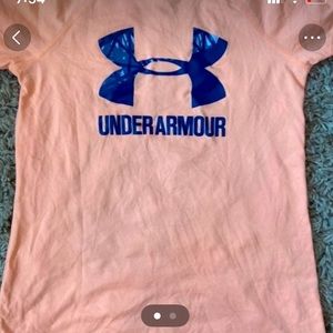 Under Armour T-shirt. Girls youth medium